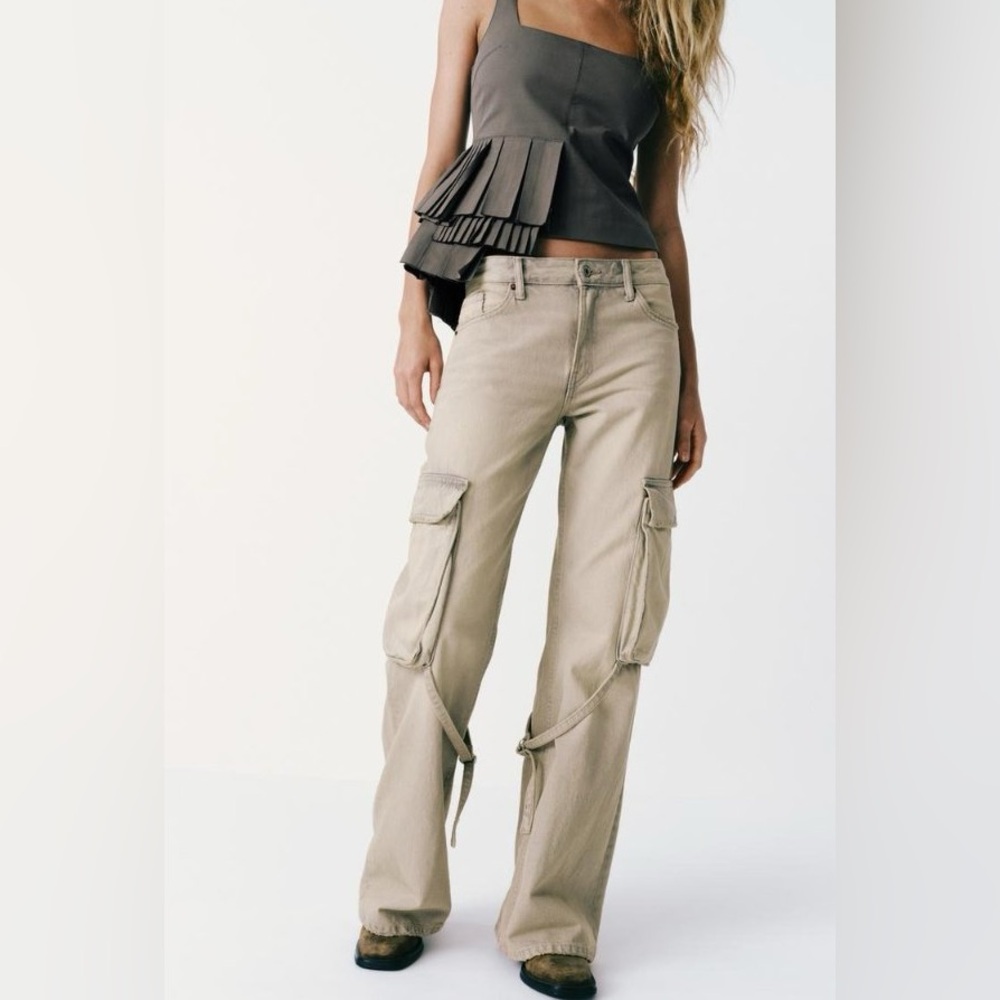 NWT Zara Mid Rise Tan TRF Cargo Jeans with Leg Strap 14